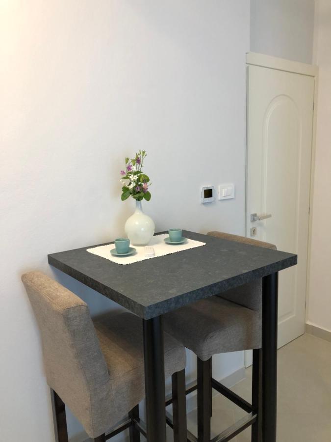 Apartments Aco Barbat na Rabu Екстериор снимка