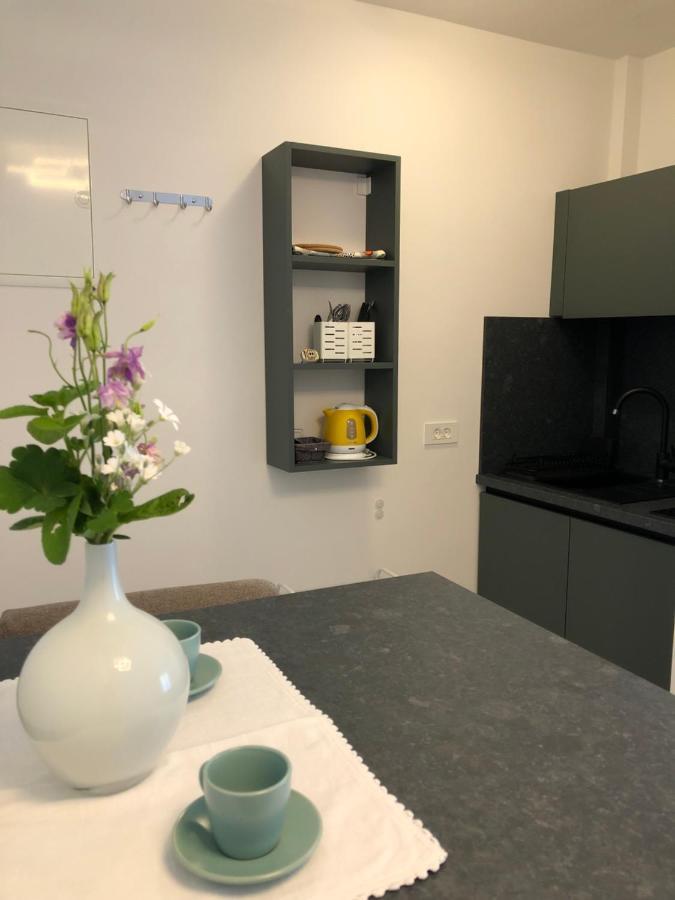 Apartments Aco Barbat na Rabu Екстериор снимка