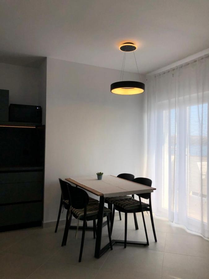 Apartments Aco Barbat na Rabu Екстериор снимка