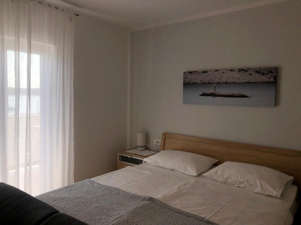 Apartments Aco Barbat na Rabu Екстериор снимка
